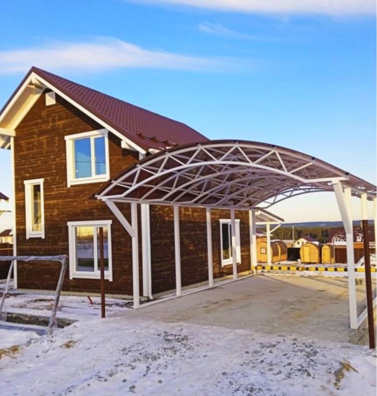 Навес для двора загородного дома